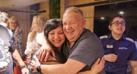 Над 13 хил. лв. за Фондация „Александър Русев“ с подкрепата на топ готвачи от „Hell’s Kitchen“ в Русе Над 13 хил. лв. за Фондация „Александър Русев“ с подкрепата на топ готвачи от „Hell’s Kitchen“ в Русе