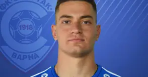 22-годишен играч от „Спартак“ /Вн/ подсилва отбраната на „Дунав“