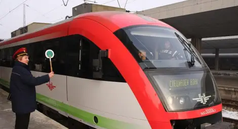 Започна работа пилотна система за онлайн резервация и издаване на билети в БДЖ