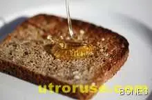 Медът е тайната на сияйна кожа Медът е тайната на сияйна кожа