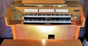 Дарен от Швейцария електрически орган ще свири на световна оперна премиера в Русе