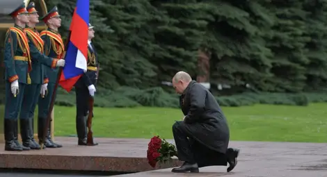 Путин: Няма как да се отблагодарим на поколението на победителите Путин: Няма как да се отблагодарим на поколението на победителите