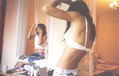 Две години за педофилка, спала 50 пъти с 8-годишно момченце