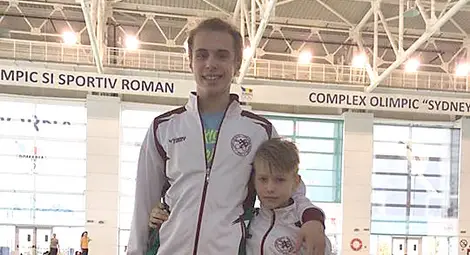 Плувец на &bdquo;Триатлон Далян&ldquo; пети на турнир в Румъния