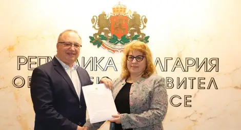 На над 350&nbsp;000 сигнала са реагирали от Районен център 112 в Русе  през изминалата година. 155 от тях са неверните