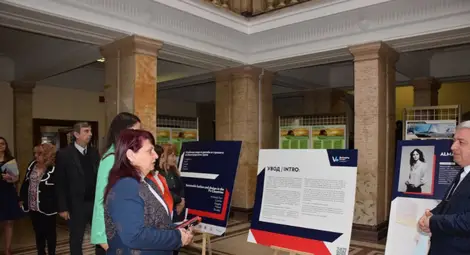 Изложба &bdquo;Устойчива мода и дизайн в страните на Вишеградската четворка в Русенския университет