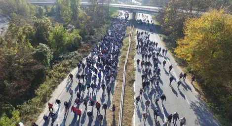 Протестиращи затвориха пътя Казанлък &ndash; Стара Загора, тръгнаха към АМ &bdquo;Тракия&rdquo;