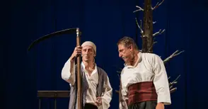 Актьорът Александър Узунов дебютира като художник пред русенска публика