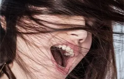 Горната устна издава тайни за женския оргазъм