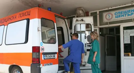 Пиянско сбиване прати 3-годишно момиченце в болница Пиянско сбиване прати 3-годишно момиченце в болница