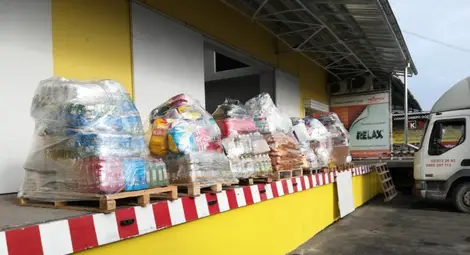 Над 1,6 тона помощи поеха за приютите на отец Иван