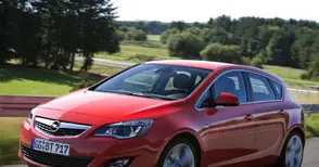 Новият „Опел Астра“ залага на модерни технологии и нисък разход на гориво