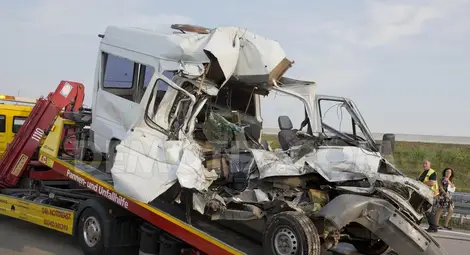 Младоженци на два дни загинали в катастрофата край Берлин