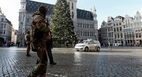 Брюксел: Антитерористичната акция в Белгия продължава