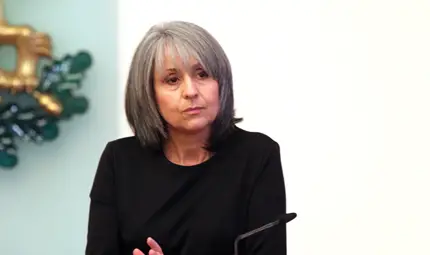 Защо бежанците ядат повече от българите, питат вицепрезидента Попова