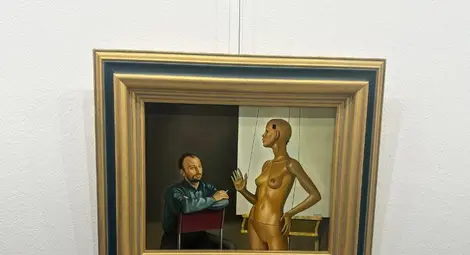 С изложбата "Завръщане" Веселин Господинов представи своята хиперреалистична представа за света и Русе С изложбата "Завръщане" Веселин Господинов представи своята хиперреалистична представа за света и Русе