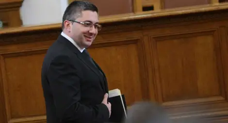 Нанков: Тунел под връх Шипка ще има - жизненоважен е Нанков: Тунел под връх Шипка ще има - жизненоважен е