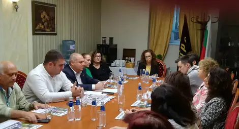 Искрен Веселинов: Образованието е наш основен приоритет