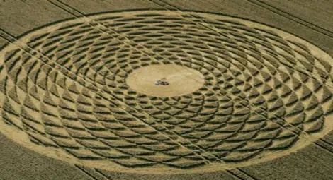 Разгадаха тайната на мистериозните житни кръгове Разгадаха тайната на мистериозните житни кръгове