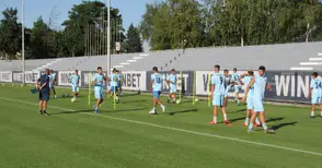 Илиян Памуков събра група от 24  футболисти преди старта в Трета лига