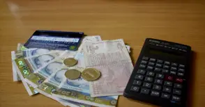 Парадокс: Заетостта в областта расте, средната заплата намалява