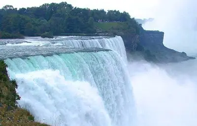 Властите в Ню Йорк искат да пресушат Ниагарския водопад