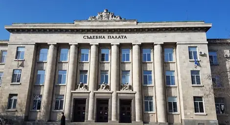 Прокуратурата поема сигнал за адвокатка без диплома