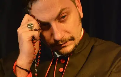 Заро Кнезовски идва с три свои моноспектакъла в Кукления театър