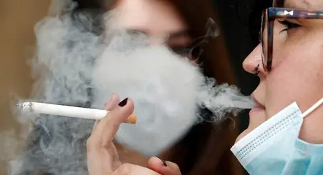 1,1 милиарда са пушачите по света