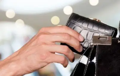 21-годишна джебчийка от Ново село дръпнала 500 лева от открадната банкова карта