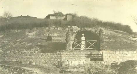 Паметника на Волов край Бяла Паметника на Волов край Бяла