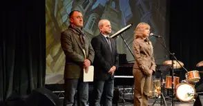 Цветът на музиката на свободния дух почете с аплодисменти Петьо Парчето