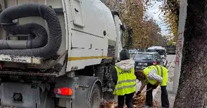 Община Русе: Не паркирайте върху отводнителни шахти и в близост до работещите екипи