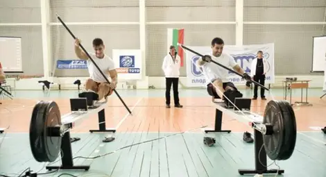 Петима &bdquo;железничари&ldquo; на първенство по сухо гребане