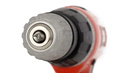 Законопроект в Румъния: До 2 г. затвор за силна музика или работа с бормашина