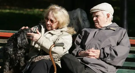 Около 1,3 милиона пенсионери ще получат добавка към пенсиите си за Коледа