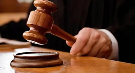 Зарязана съпруга отмъстила на съперницата с набеждаване за опит за убийство Зарязана съпруга отмъстила на съперницата с набеждаване за опит за убийство