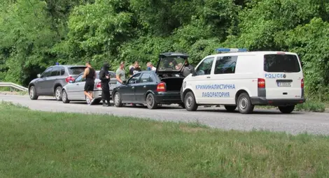 50-годишен с колекция присъди остава в ареста по разследване за наркотици