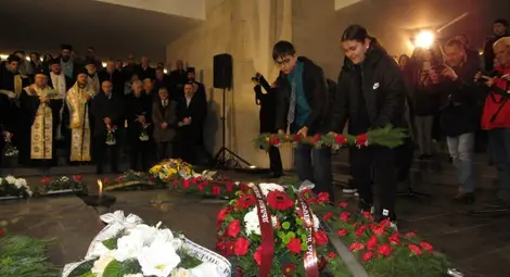 Проф. Ненов на празничната церемония за Освобождението на Русе: Преди 145 години от лапите на една империя се изтръгва един млад народ, който утвърждава себе си