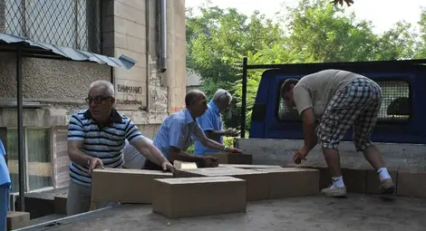 Дарения и доброволци пътуват от Русе за наводнена Мизия