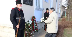 Русе и Варна отбелязаха по едно и също време годишнината на първото Морско училище