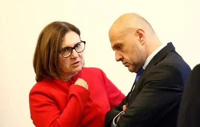 Съкращават счетоводители и “Личен състав”, с 30% по-малка администрация Съкращават счетоводители и “Личен състав”, с 30% по-малка администрация