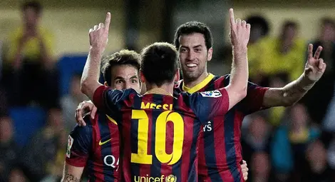 С два автогола и попадение на Меси Барса обърна Виляреал