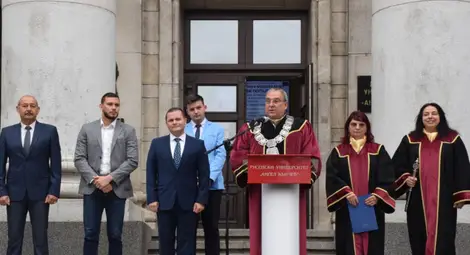 Русенският университет започва учебната година с над 1600 нови студенти