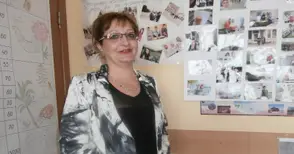 Като малка Петя Михайлова изпитвала „пред дъската“ по-малкия си брат