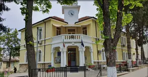 Община Ветово не успя да освободи от запор банковата си сметка