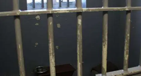 Румънец лежи в български затвор заради цигари без бандерол