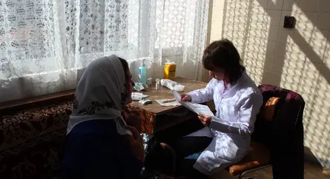 Болници от Българска болнична асоциация ще преглеждат възрастни хора в 26 населени места