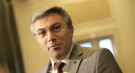 ДПС издига Карадайъ за президент?