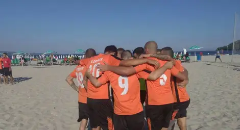 Шампионите по дух от ФК „Русе“ четвърти у нас на плажен футбол Шампионите по дух от ФК „Русе“ четвърти у нас на плажен футбол